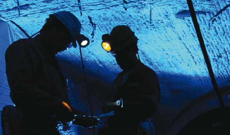 Tensión laboral en Chile agrega incertidumbre a industria global del cobre