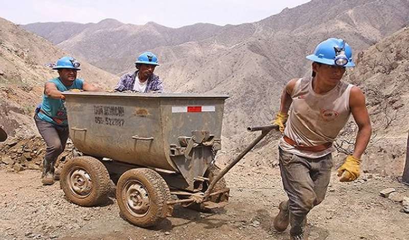 MEM: Se formalizará a 10,000 mineros artesanales en 2019