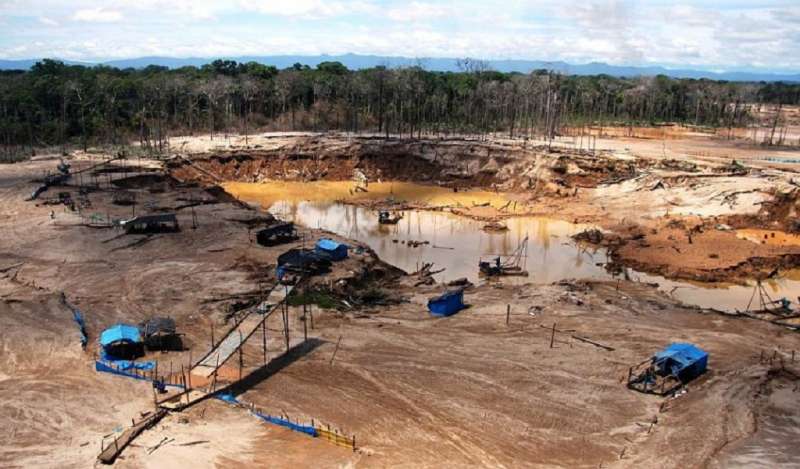 La Pampa: gobierno invertirá S/ 100 millones para restaurar zona contaminada por minería ilegal