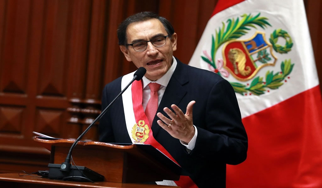 Vizcarra advierte que "no se puede anular" licencia para proyecto de Southern Copper en Perú