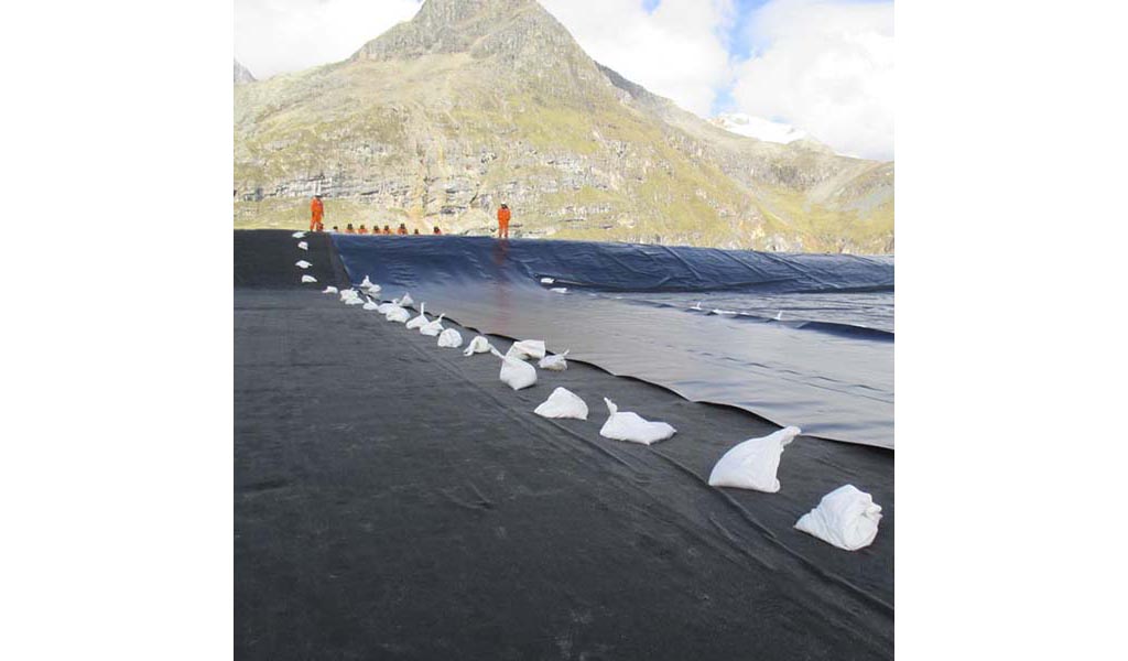 M Y R SERVIPLAST DEL PERU SAC - Geomembrana de HDPE