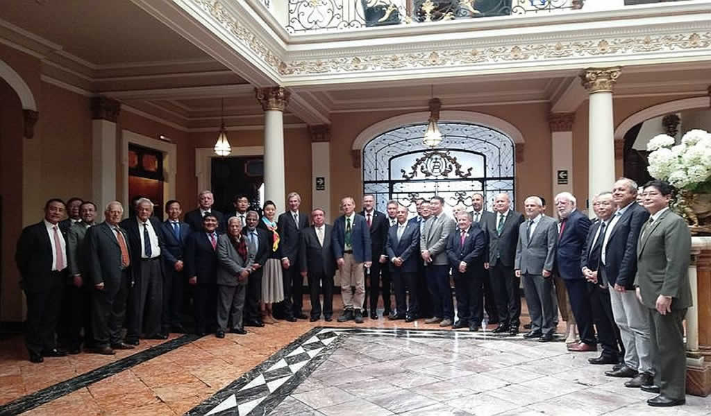 Comité organizador del Congreso Mundial de Minería sesiona en Arequipa