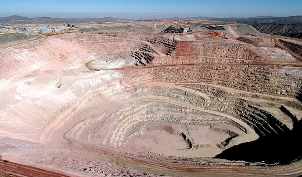 Minera Cerro Colorado ingresa a evaluación ambiental desaladora por US$190 millones