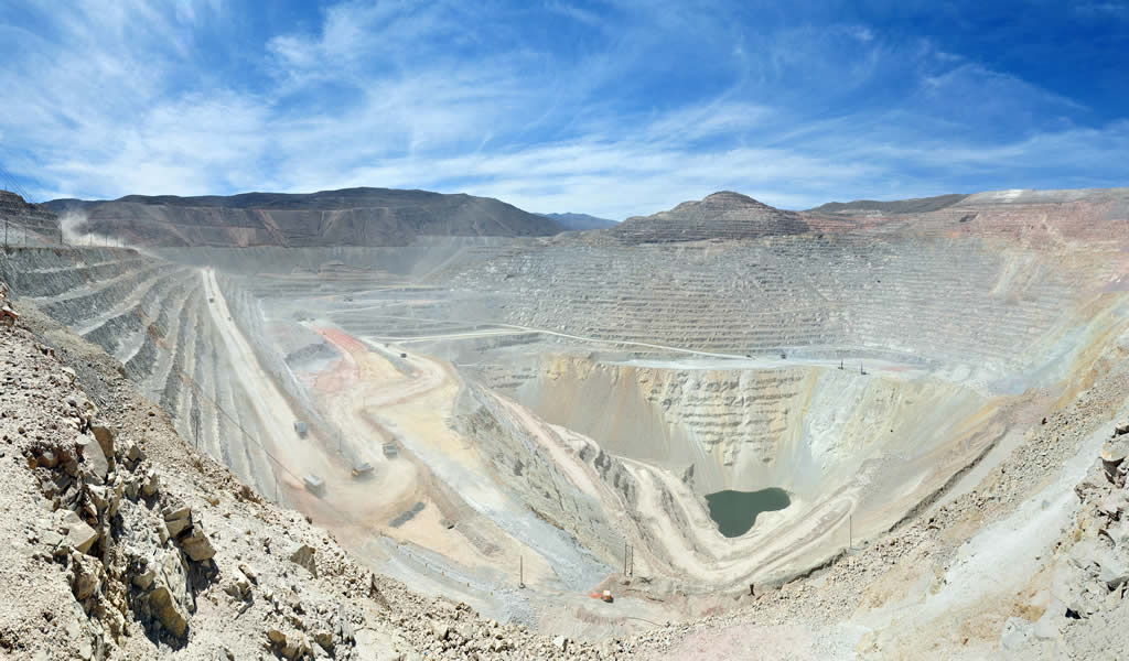 Perú habría perdido US$ 29 mil millones en recaudación minera
