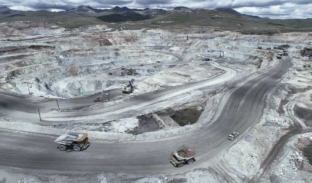 Minera Antapaccay recibe autorización para proyecto de oro y cobre Coroccohuayco