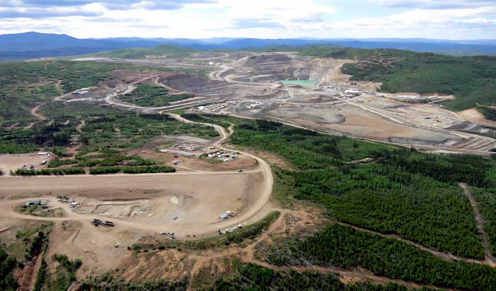 Pembridge Resources busca un tercero para operar la mina Minto