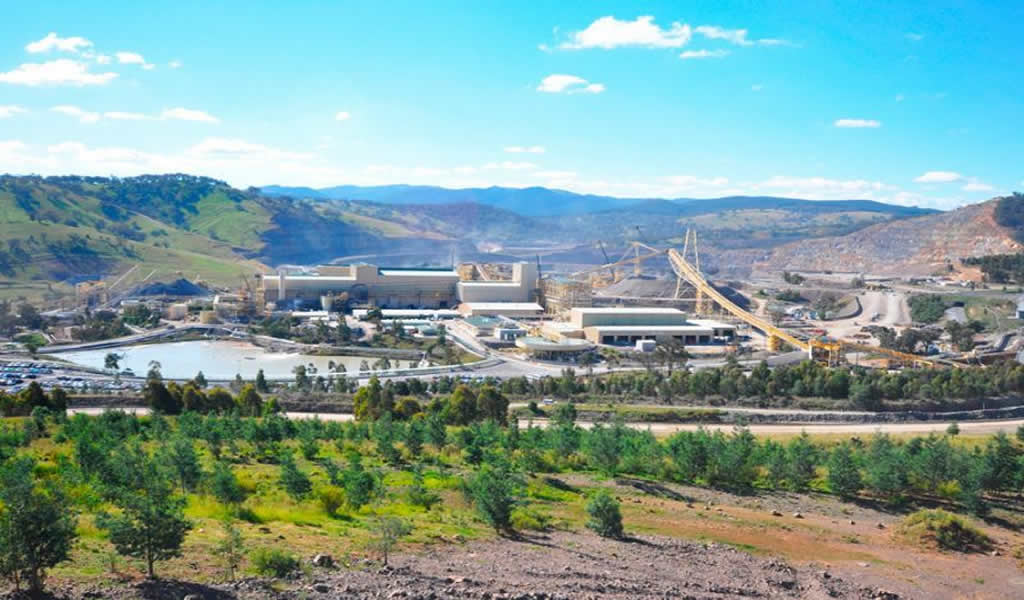 Australia: producción de oro de Newcrest Q2 cae debido a incendios forestales