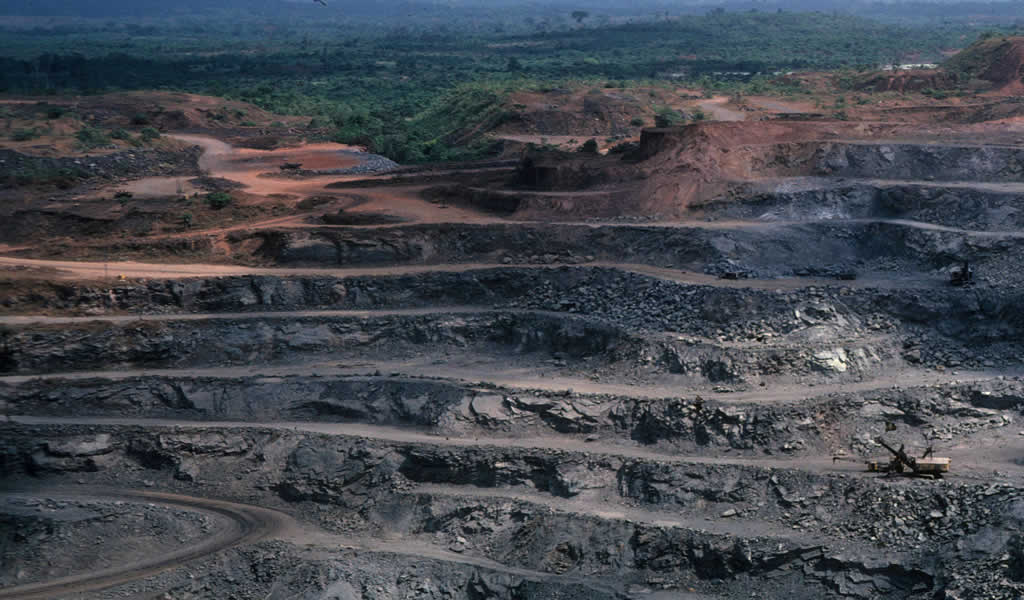 Perú retrocede diez posiciones en atractivo para inversiones mineras