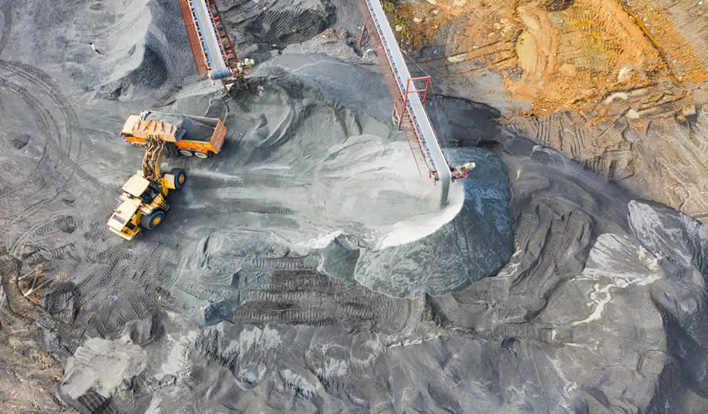 Minería sería una de las primeras actividades en reiniciar tras levantar cuarentena