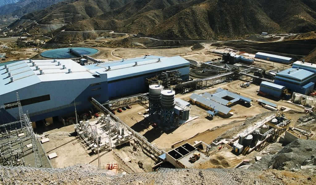 Antofagasta Minerals modera planes de producción de cobre y recorta gastos de capital de 2020