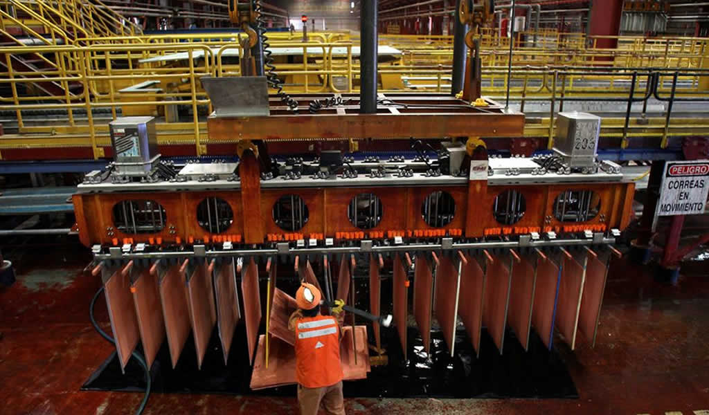 El mercado del cobre se dirige a un excedente de 200,000-300,000 toneladas