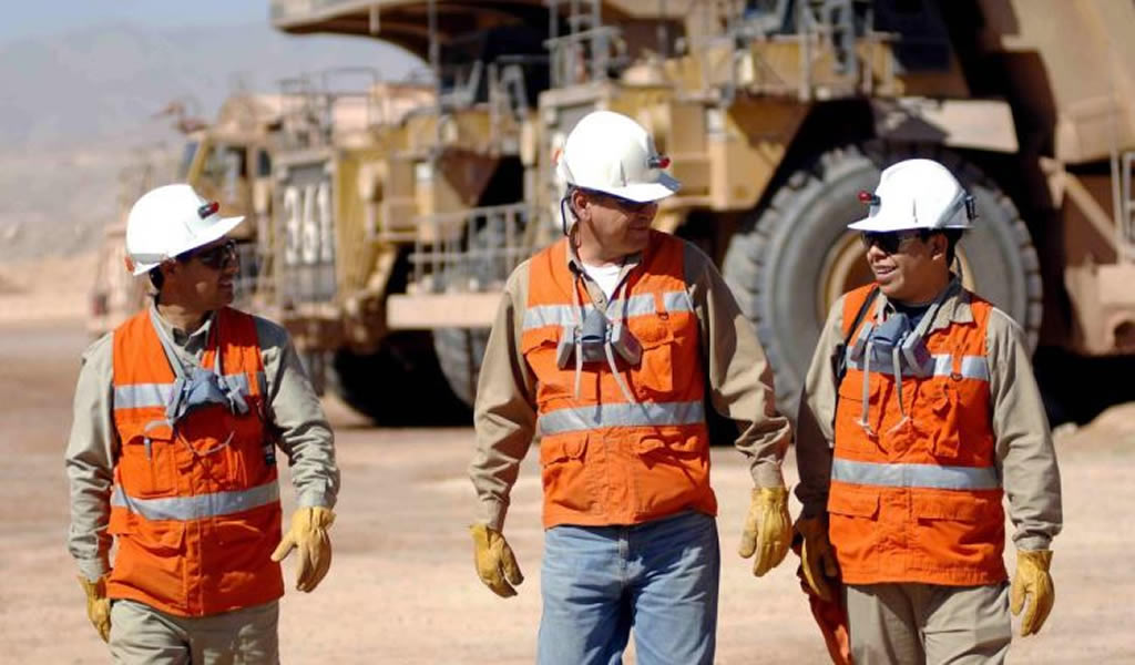 Minem: reactivación de la gran minería representa 68 mil empleos directos
