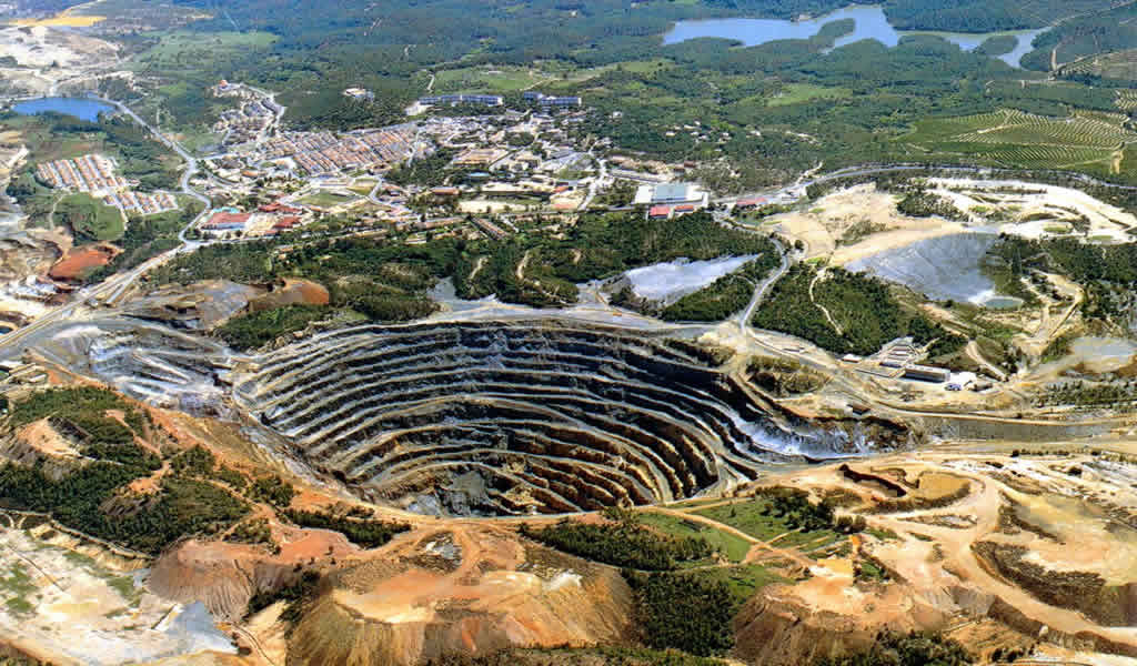 La mayoría de minas de oro no tienen aún fecha de reapertura