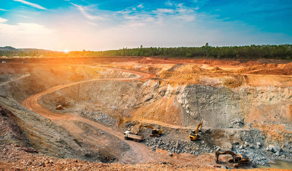 Minería avanza al 90% en reinicio de operaciones