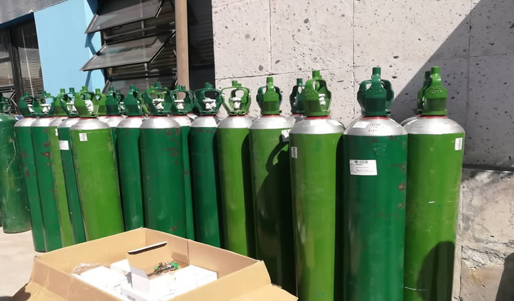 Cerro Verde donó 40 cilindros de oxígenos para pacientes con Covid-19 de EsSalud en Arequipa