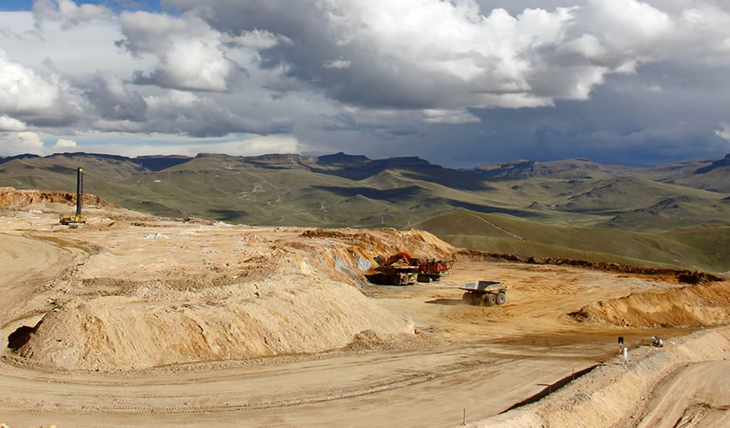 Reactivación económica: algunas mineras en el Perú ya operan al 100%