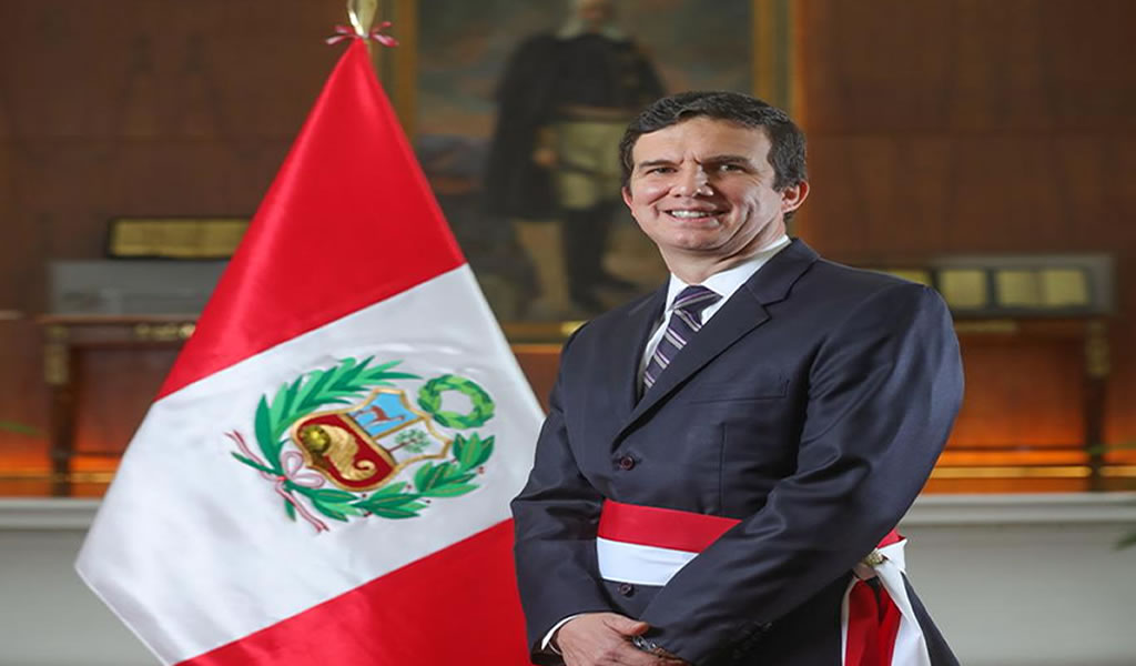 Luis Incháustegui Zevallos juró como nuevo ministro de Energía y Minas
