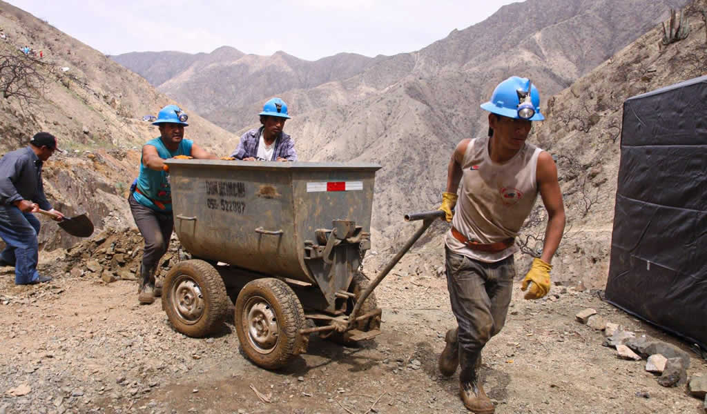 Formalización de la pequeña minería puede impulsar la economía peruana