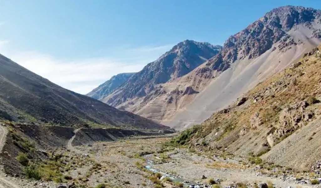 Los Andes Copper confirma plan de relaves apilados secos en Vizcachitas