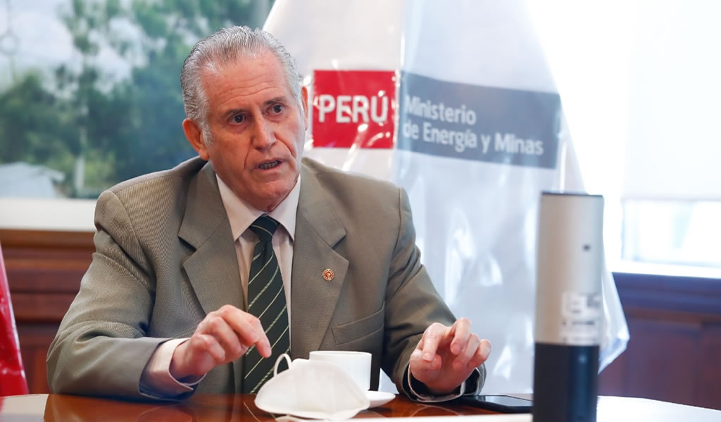 Ministro Herrera Descalzi: “Daremos continuidad  a las inversiones minero-energéticas”