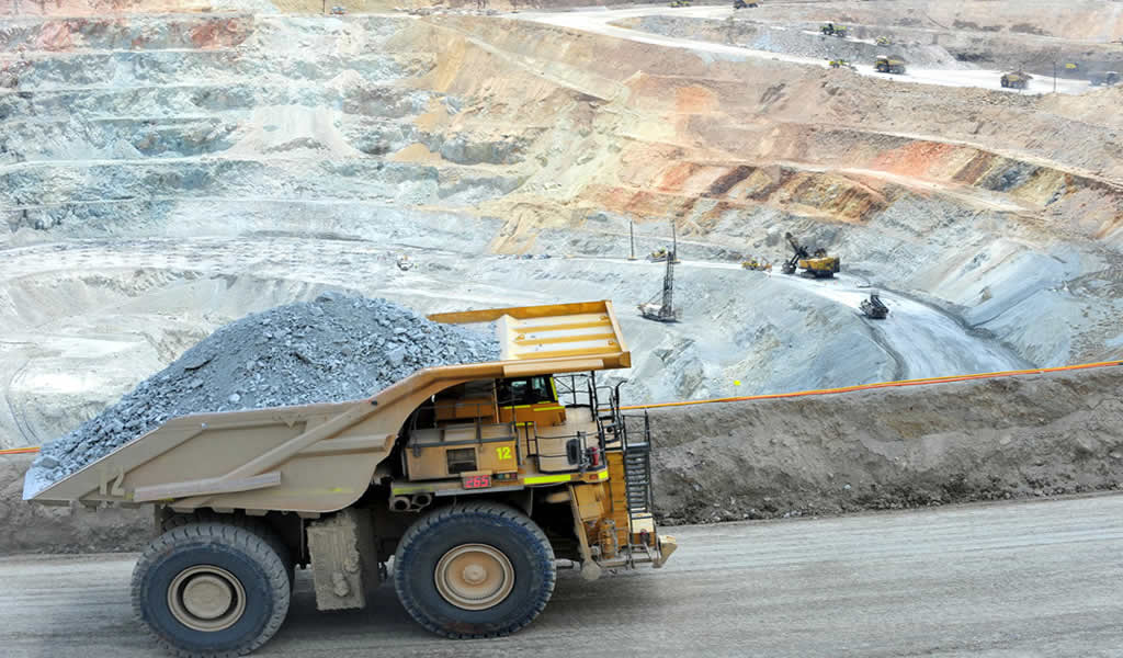 Asfaltado de dos tramos del Corredor Minero empezará a mediados del 2021