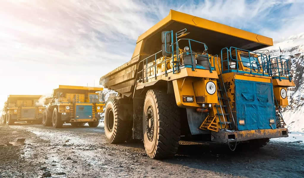 Minería: 10 distritos del país recibieron 1,115 millones de soles por aportes del sector este año