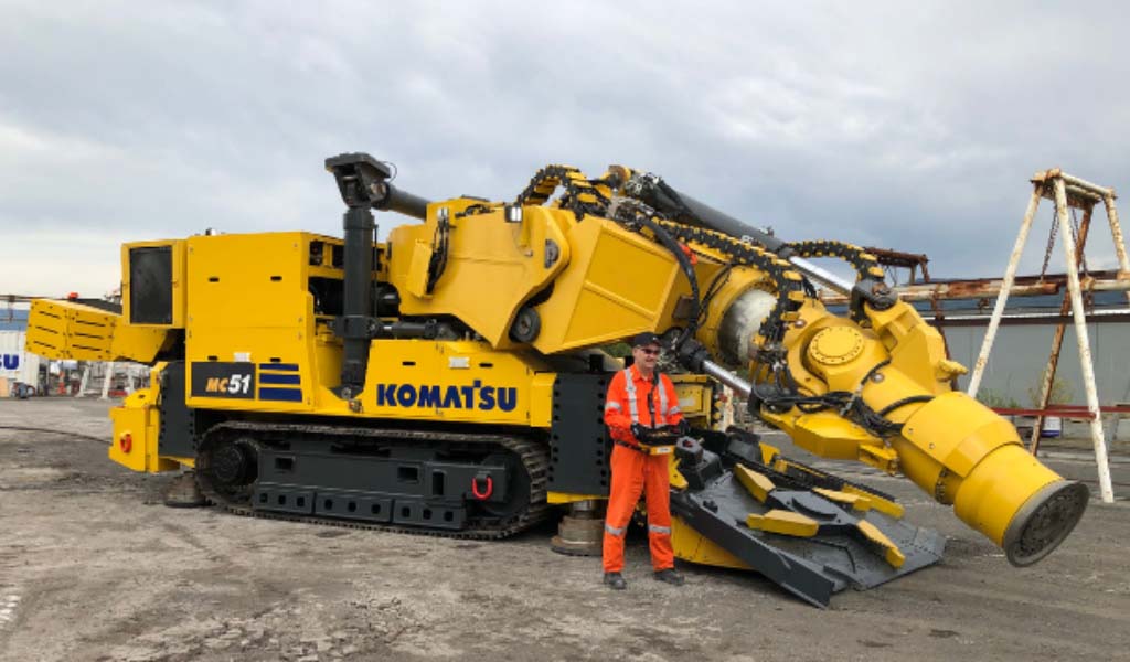 La nueva máquina de extracción de roca dura MC51 de Komatsu estará lista para cortar roca en Vale Garson en abril