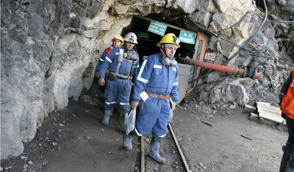 SNMPE y Sunafil instalan mesa de trabajo para resguardar y fortalecer aspectos laborales en la minería