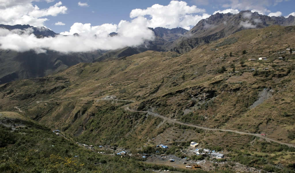 Minera IRL aumenta ingresos en Perú y avanza proyecto Ollachea