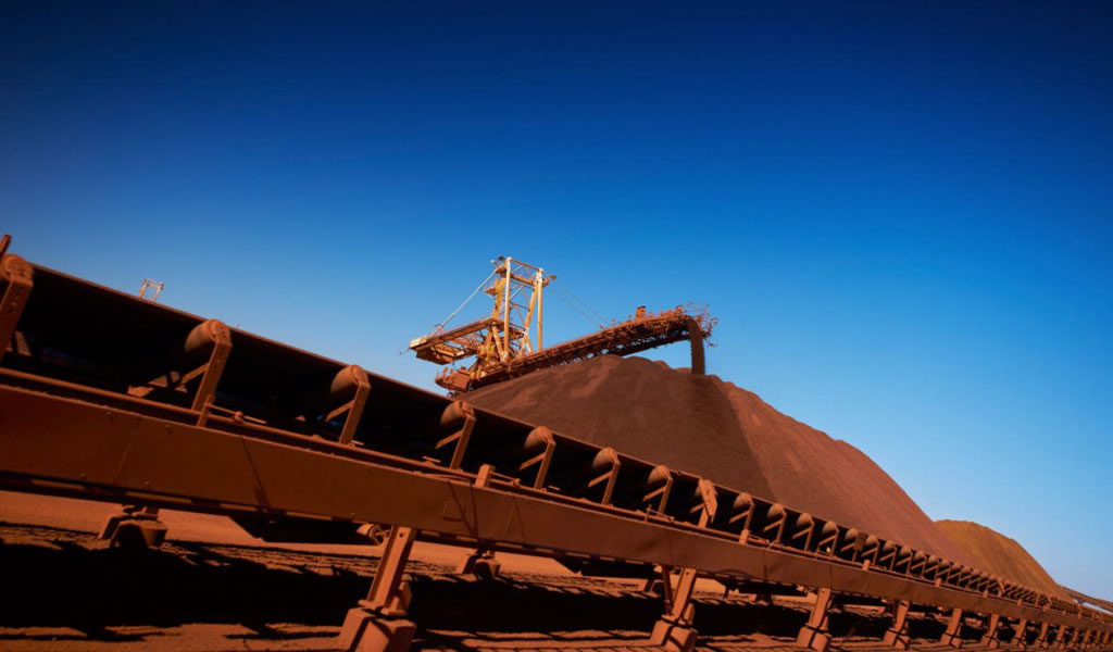 BHP espera que la producción de mineral de hierro de todo el año se acerque al límite superior de su pronóstico