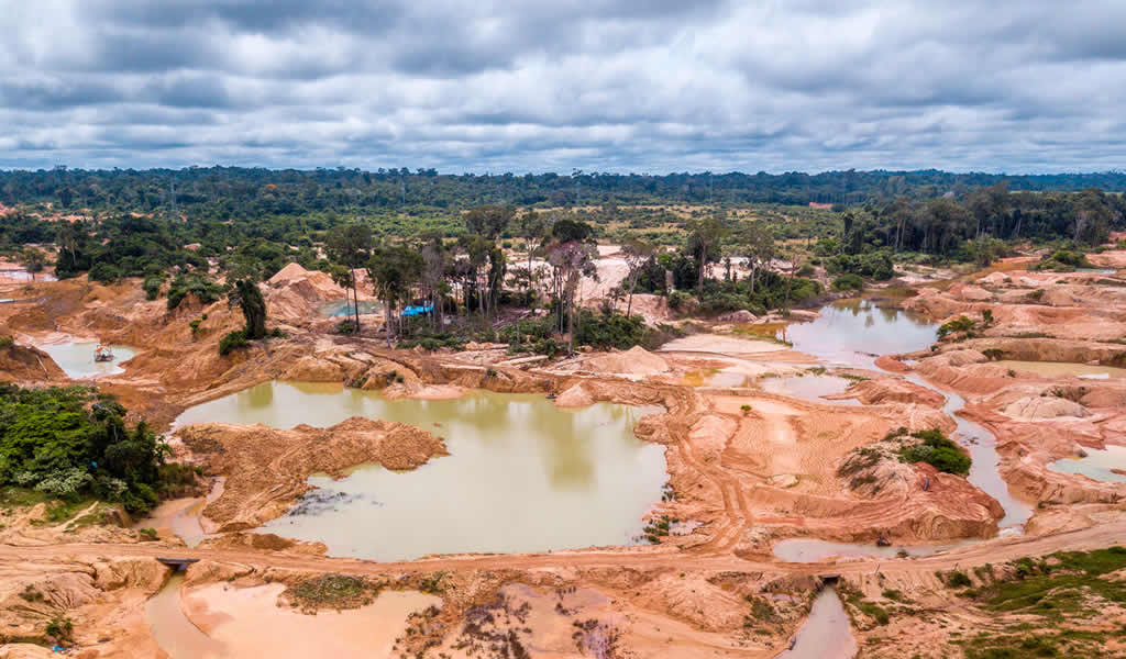 BID: "Se debe implementar un plan de mitigación de la minería informal"