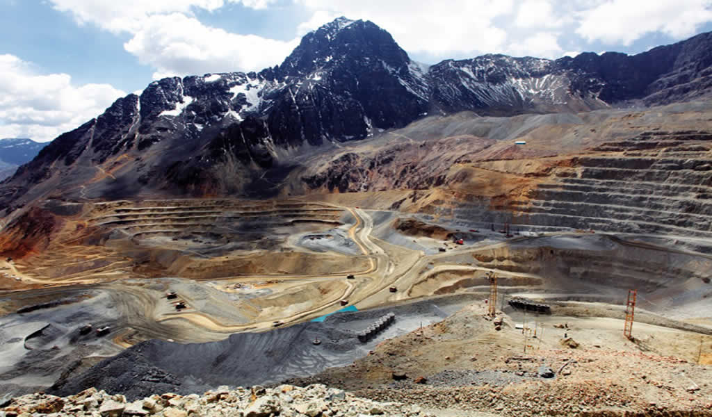 Bicentenario del Perú: los aportes de la gran minería