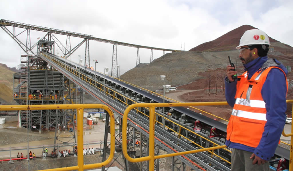 MEF: "Mayor contribución de las compañías mineras permitirá potenciar las OxI"