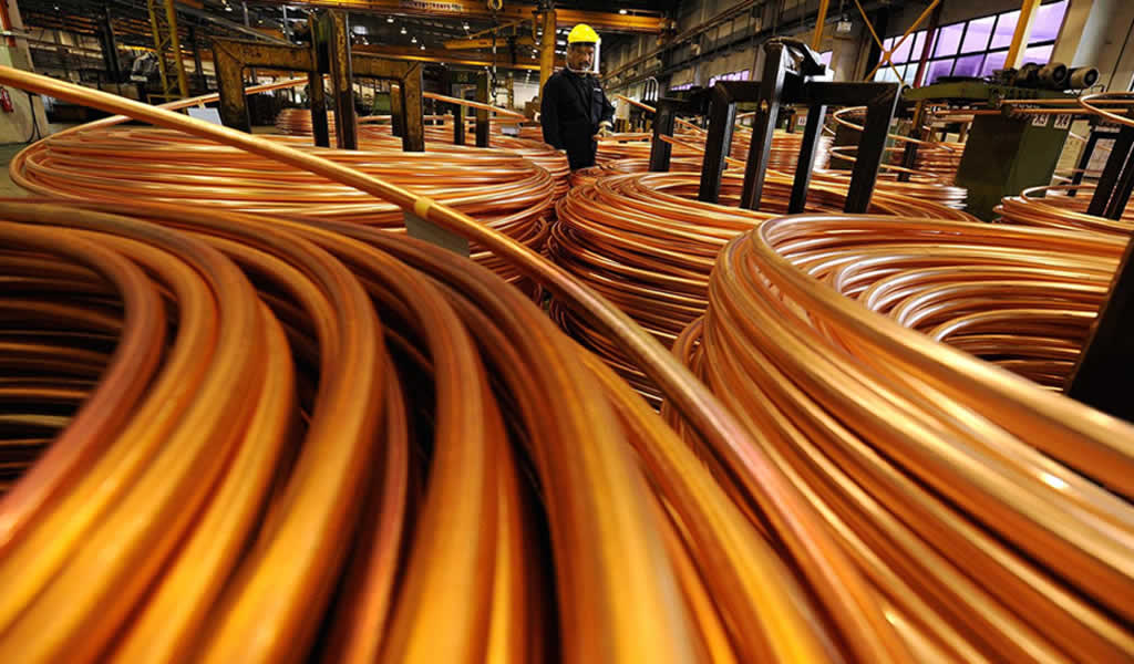 Importaciones chinas de cobre en noviembre alcanzan su nivel más alto desde marzo