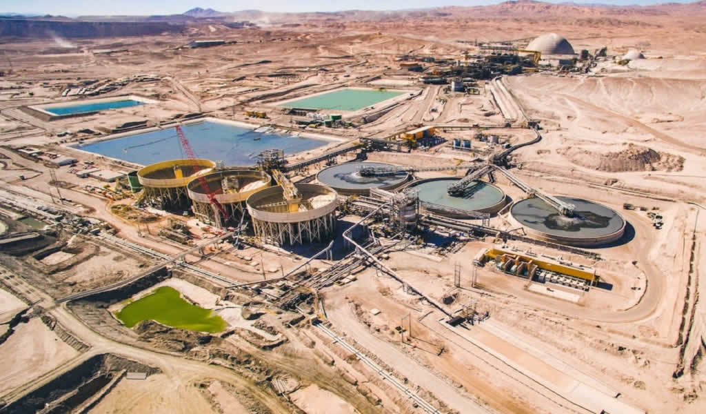 Antofagasta Minerals planea aumentar un 20% la producción de cobre para el 2026