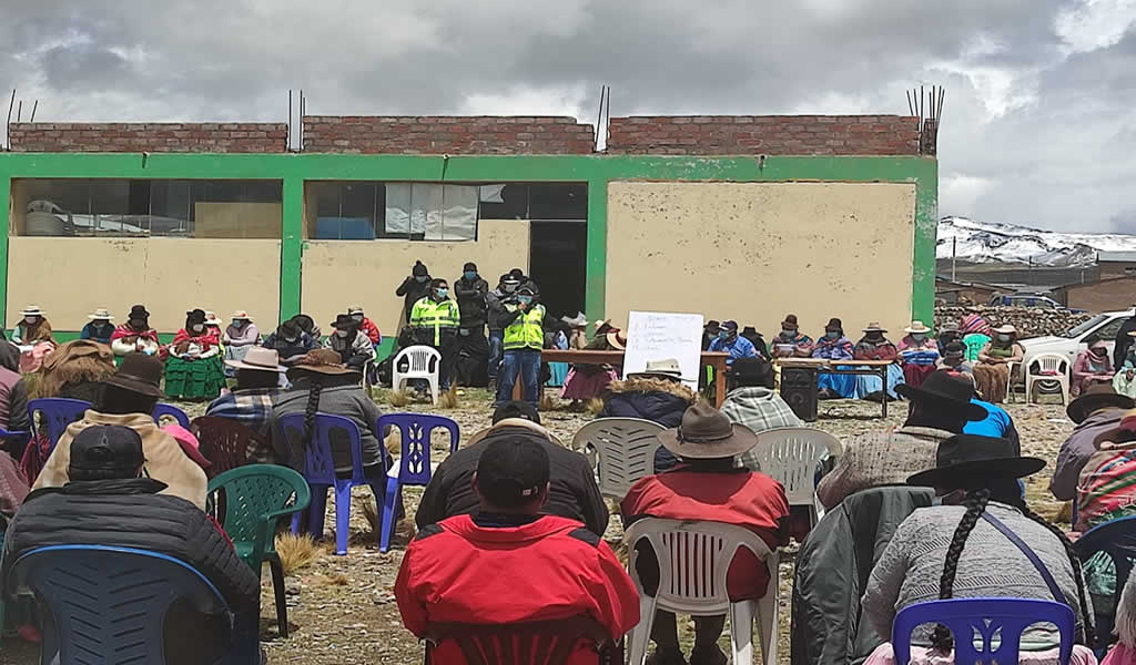 AMSAC realizó talleres informativos con comunidades cercanas a la unidad minera Florencia Tucari