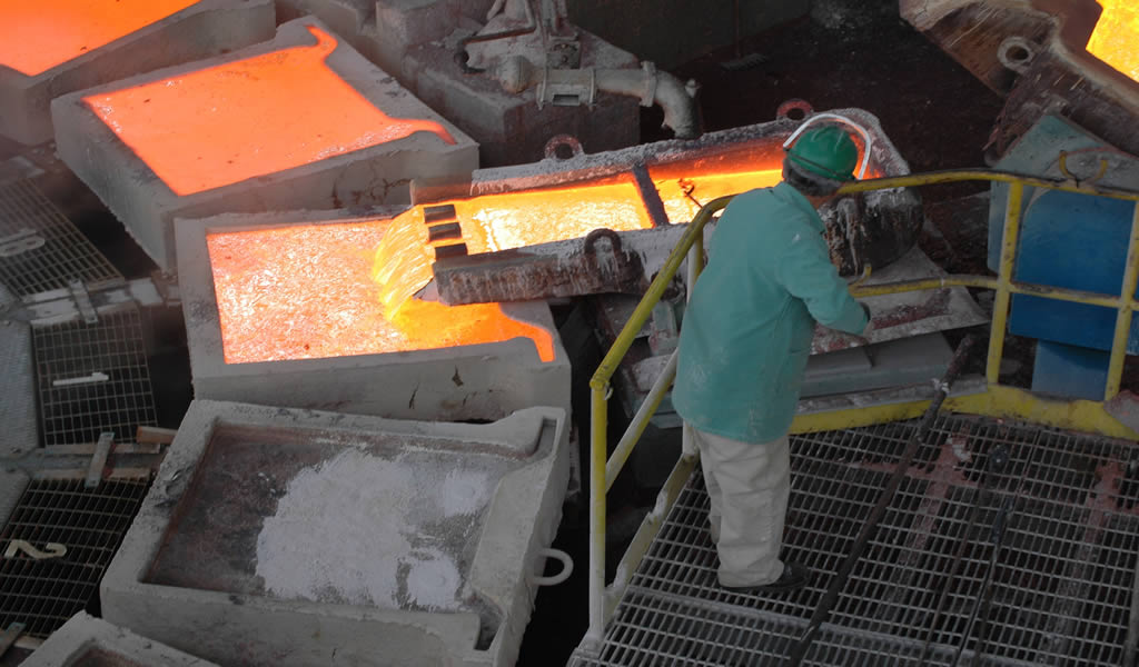 Puesta en marcha de proyectos mineros elevaría en 3.9% la producción global de cobre, señaló Scotiabank