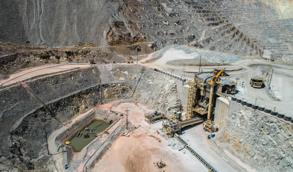 Southern Copper compraría concentrados a México por los bloqueos en Cuajone
