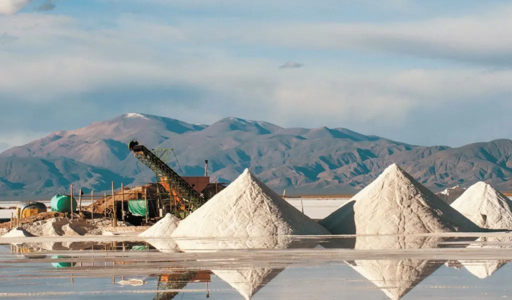 Argentina: Empresas mineras condenan los precios de exportación del litio
