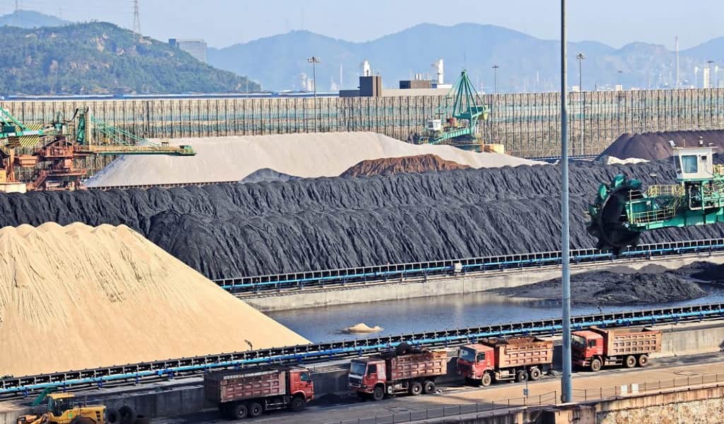 El dominio del carbón en China durará una década o más