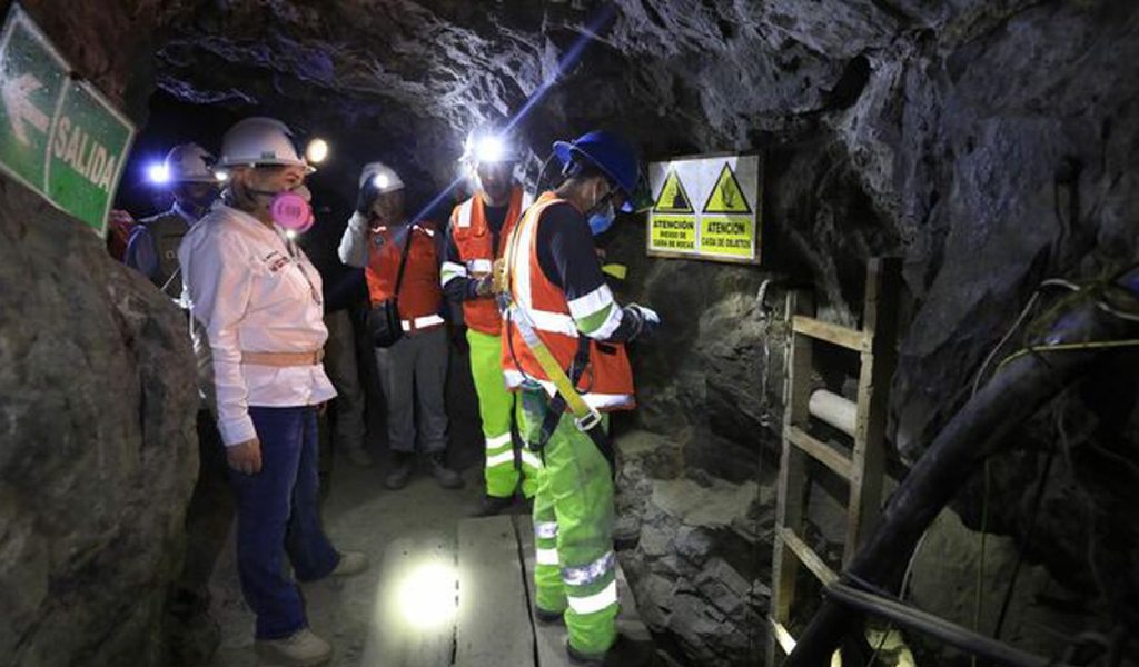 Minem presentará proyecto de ley para la pequeña minería y minería artesanal