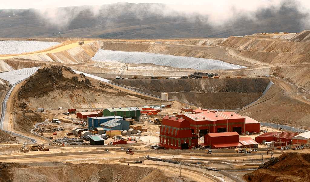 Cinco proyectos mineros en el Perú usarán agua de mar en sus operaciones