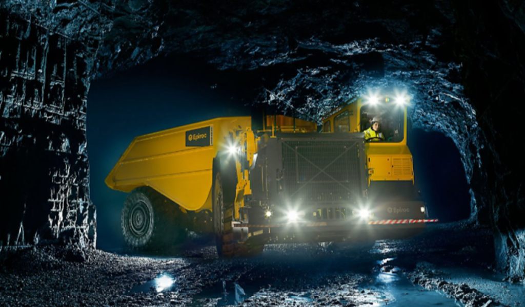 Optimizan el camión minero Minetruck MT65 para operaciones subterráneas