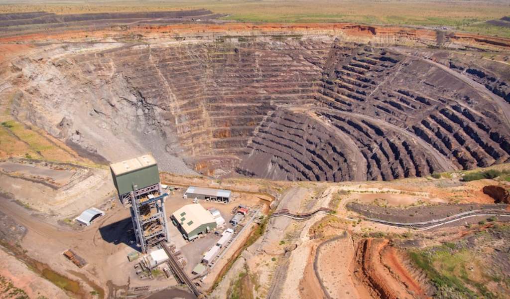 Glencore acelera participación en proyecto de cobre argentino