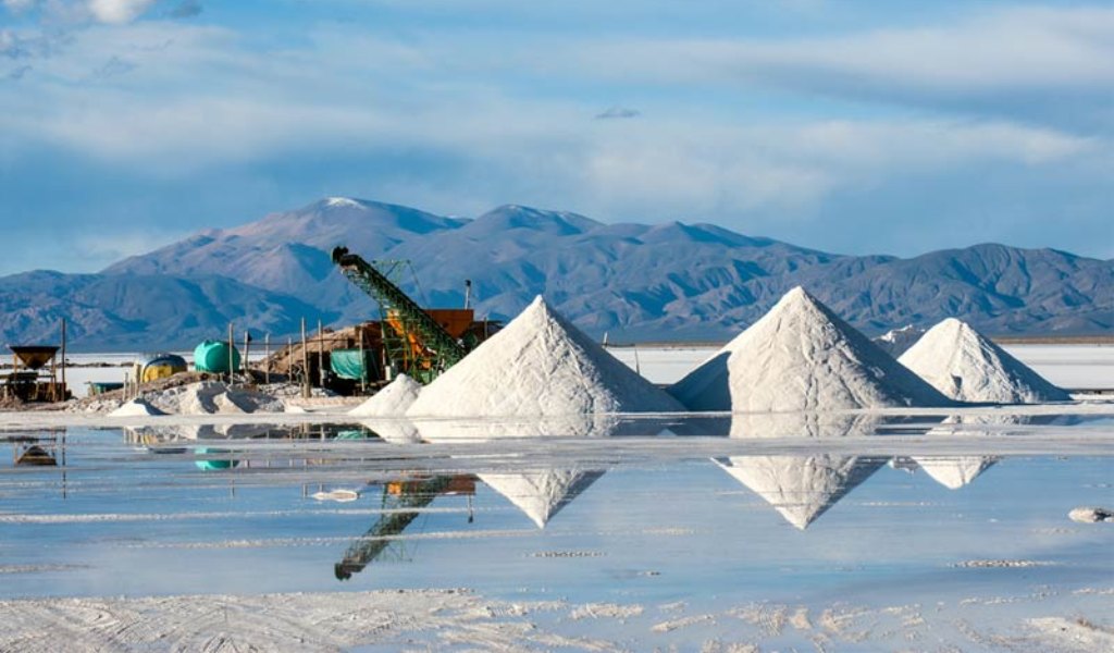 STX Corp de Corea asegura participación en mina de litio en Perú