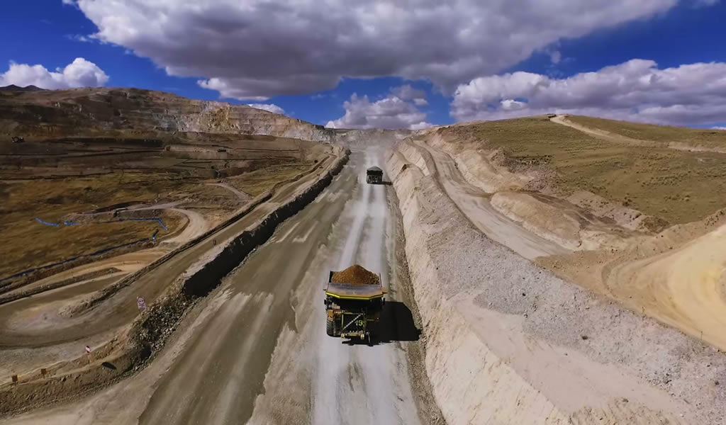 Corredor minero del sur: Vía de transporte mueve la quinta parte del cobre del país