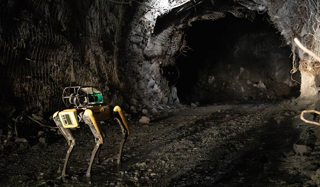 ¿Cómo la robótica optimiza la minería subterránea autónoma?